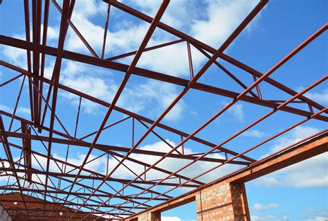 houses with metal trusses|prefabricated steel roof trusses.